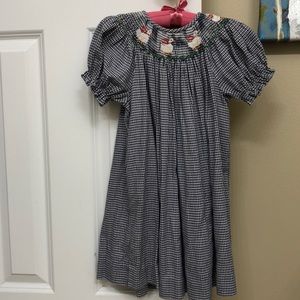 4T girls smocked dress